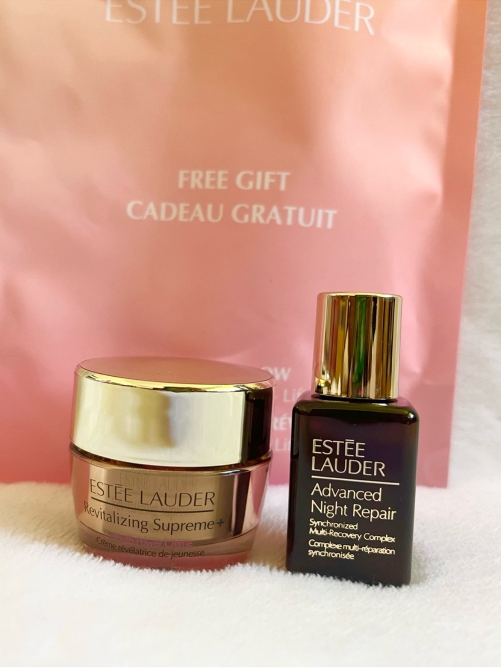 Estee Lauder Revitalizing Supreme cream + Advanced
Night Repair serum